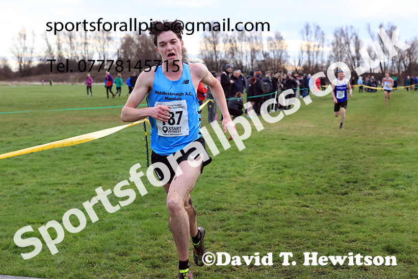 Senior mens 2024 NECAA Cross Country Champs., Temple Park, South Shields. Photo: David T. Hewitson/Sports for All Pics